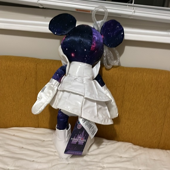 Minnie Mouse The Main Attraction Series Space Mountain - Picture 8 of 8